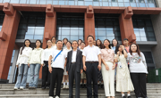 当翻译遇见苗药：跨学科实践进行时  贵州民族大学翻译硕士走进贵州中医药大学药学院共探民族医药文化国际传播