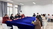花溪区委社会工作部杨刚部长一行到社会学院与师生开展面对面交流活动