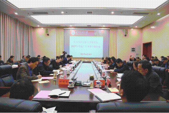 http://www.gzmu.edu.cn/__local/0/D9/34/6FED8DF1FFAF2609B6647C5B2F5_8AD29A96_C7B5A.png