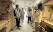 东盟人文学院走访搬迁学生宿舍