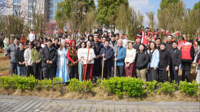 贵山石榴红｜贵州民族大学师生共植民族团结林