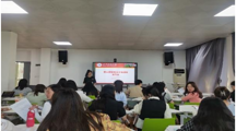 社会学院第65期入党积极分子培训班开展读书会活动