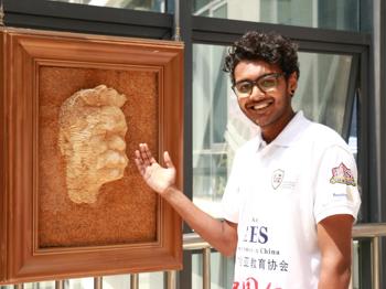 汉语桥夏令营学生参观美术学院