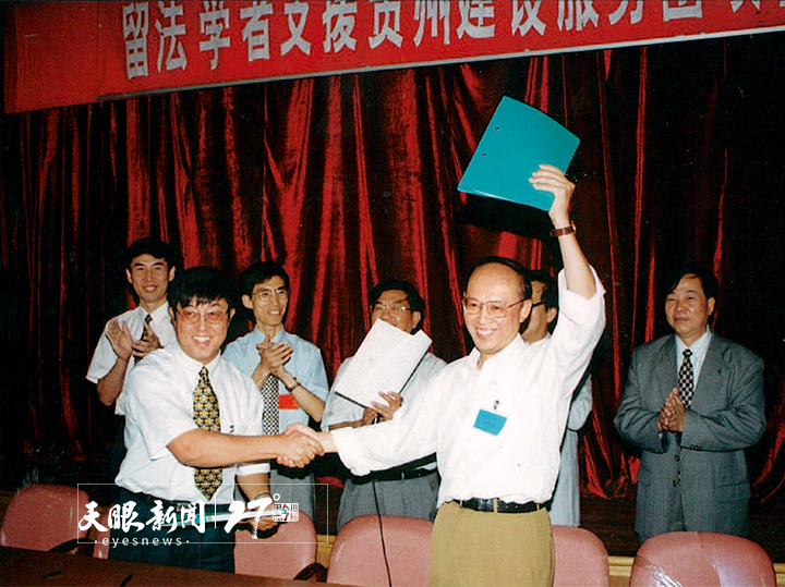 aad5-kcunqze1370740.jpg
