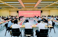 校党委理论学习中心组2026年第六次专题学习 研讨（扩大）会议召开